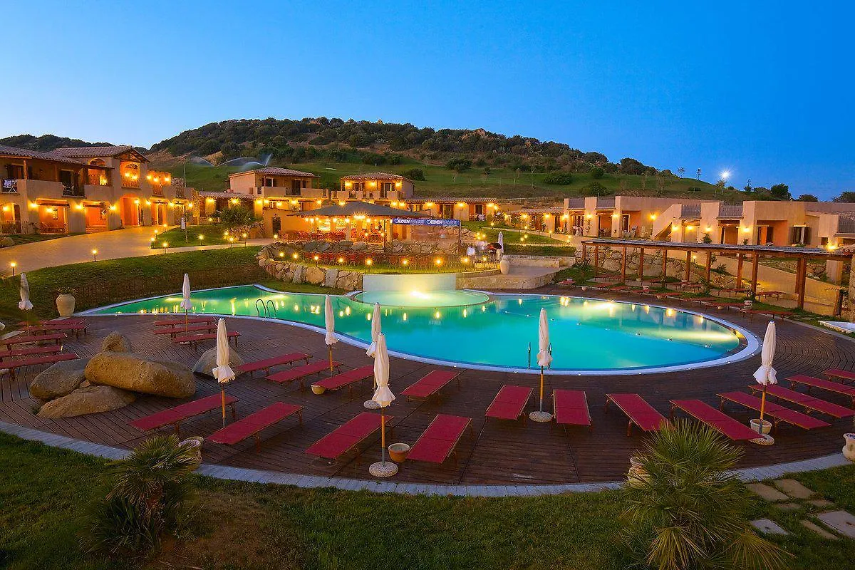 מלון דירות וילסימיוס S'Incantu Resort