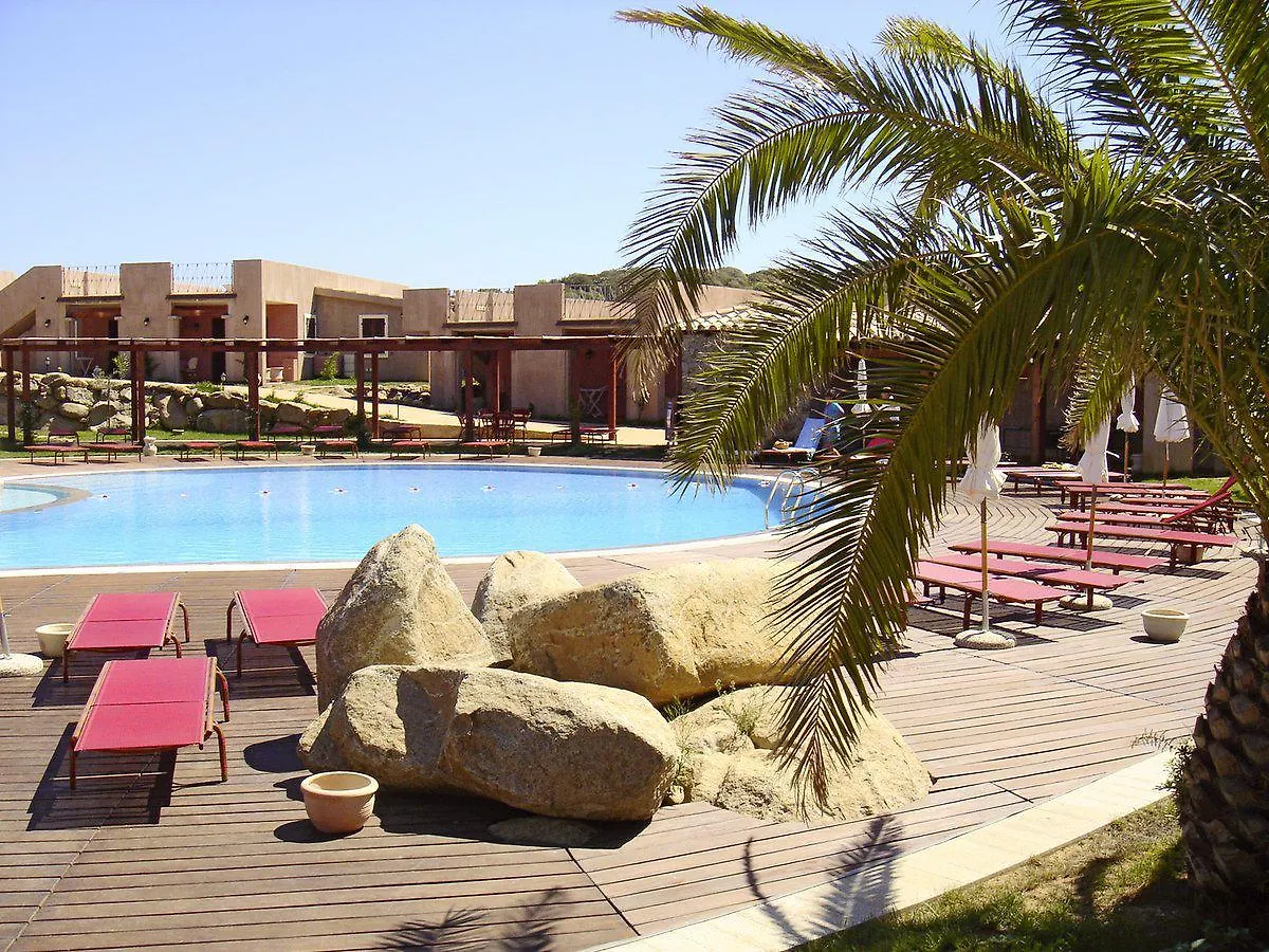 וילסימיוס S'Incantu Resort 3*,  איטליה