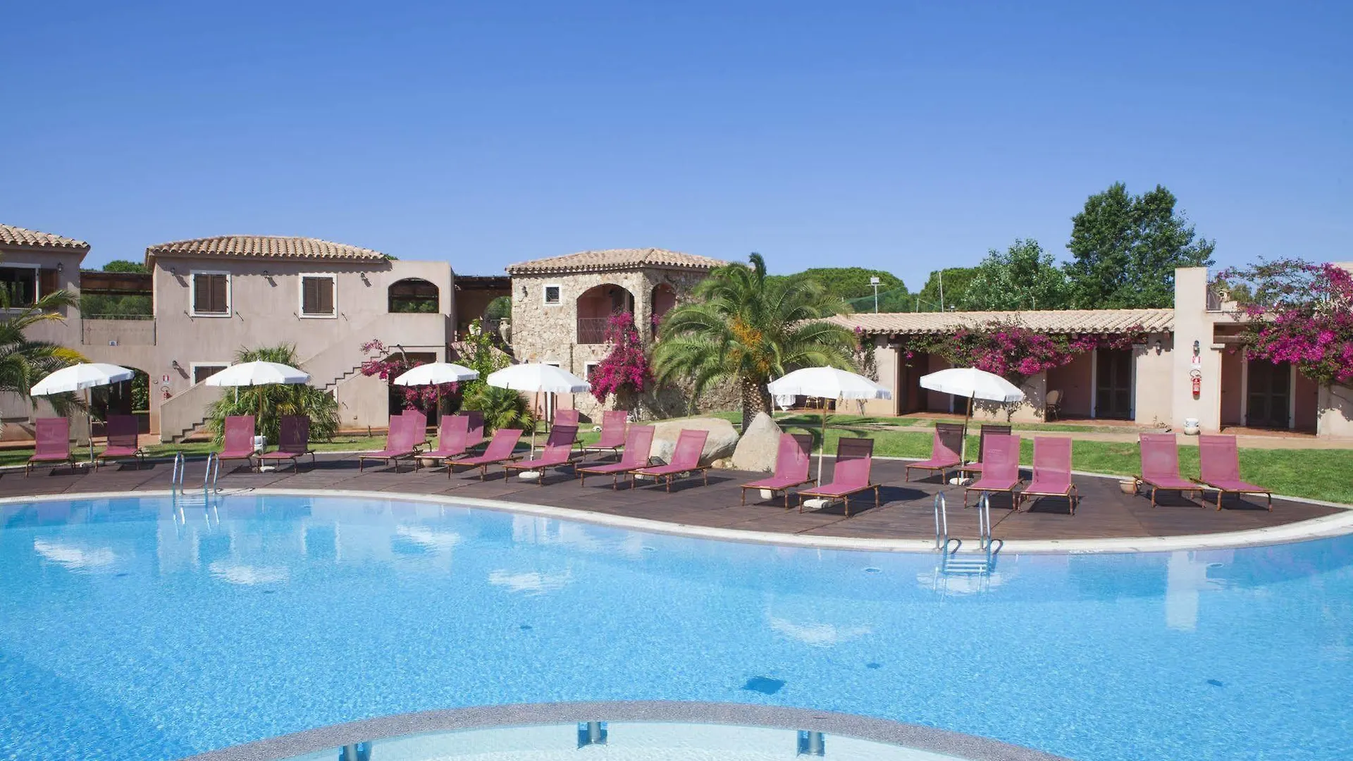וילסימיוס S'Incantu Resort 3*,